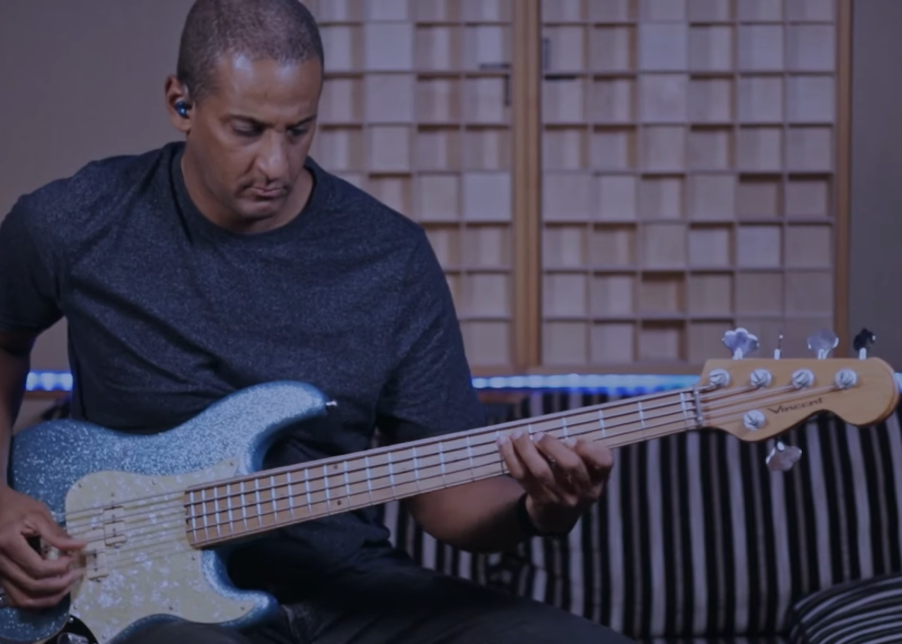 Family member Juan Modesto tests the Vincent Akkurat PJ 5