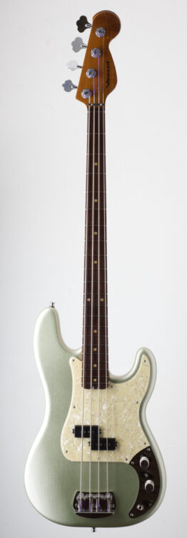 Akkurat "Reseda Green Metallic - Color of the Year 2024"