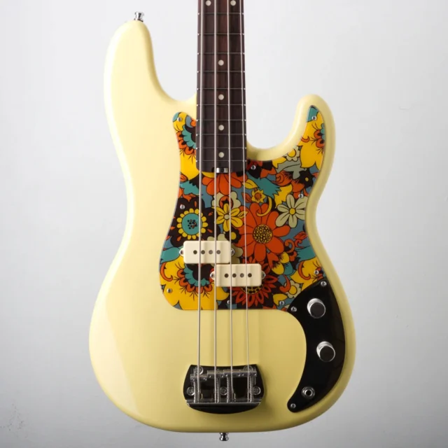 This weekend, we'll be at @guitarsummit ! We'll be showcasing some of our new builds, including our new pickguard options, so make sure you come and say hello! 

#vincentbass #bassguitars #bass #bassist #pbass #custombass #bassguitar #jbass  #guitarsummit #guitarsummit2025